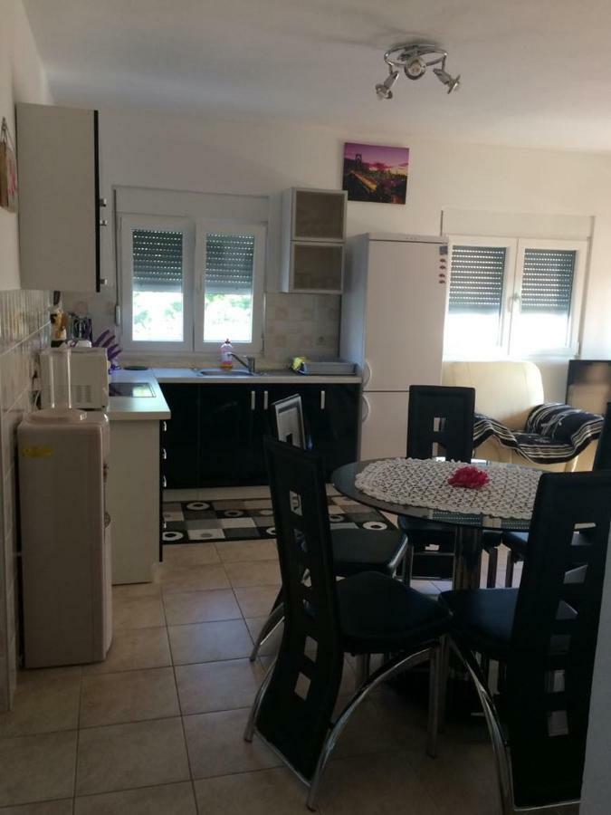 Apartmani Livk Debeljak المظهر الخارجي الصورة
