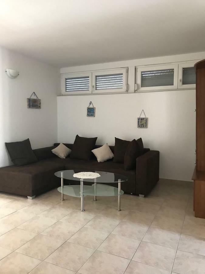 Apartmani Livk Debeljak المظهر الخارجي الصورة