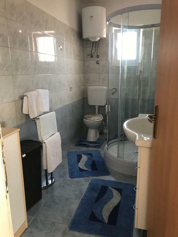 Apartmani Livk Debeljak المظهر الخارجي الصورة